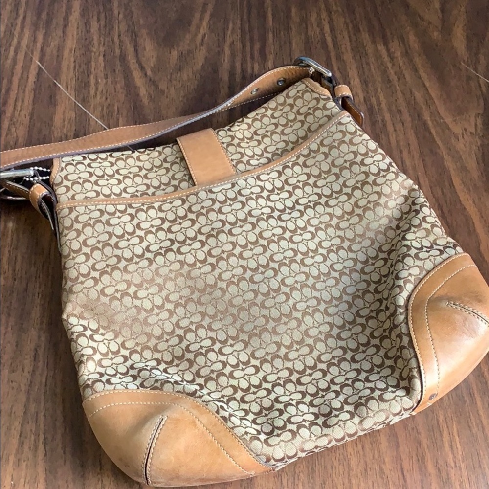 Coach Tan Signature Canvas Crossbody with Saddle Leather Trim - Picture 2 of 7